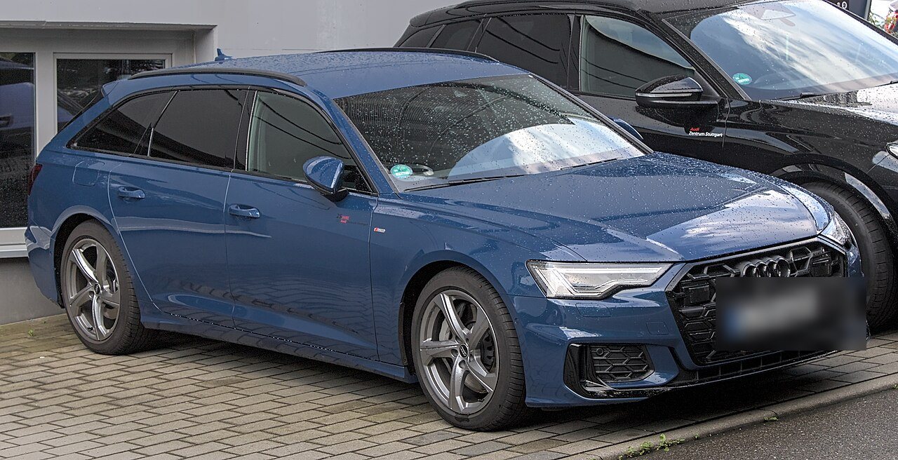 Audi A6 2023 — photo 1